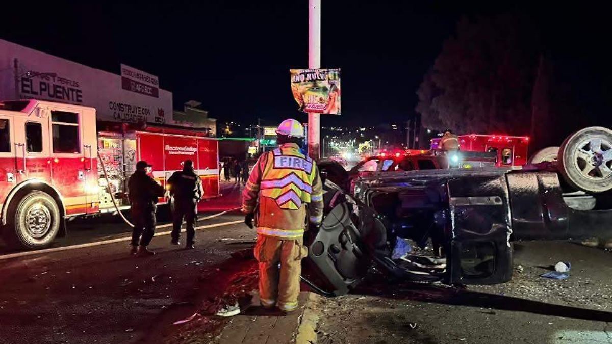 Fuerte accidente sufre empresario duranguense; quedó prensado en su camioneta